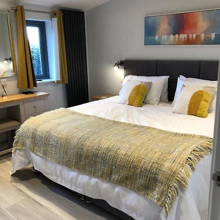 Thistledown Lodge! 5 Minutes From Beach! Free Cancellation! Haverfordwest Exterior photo