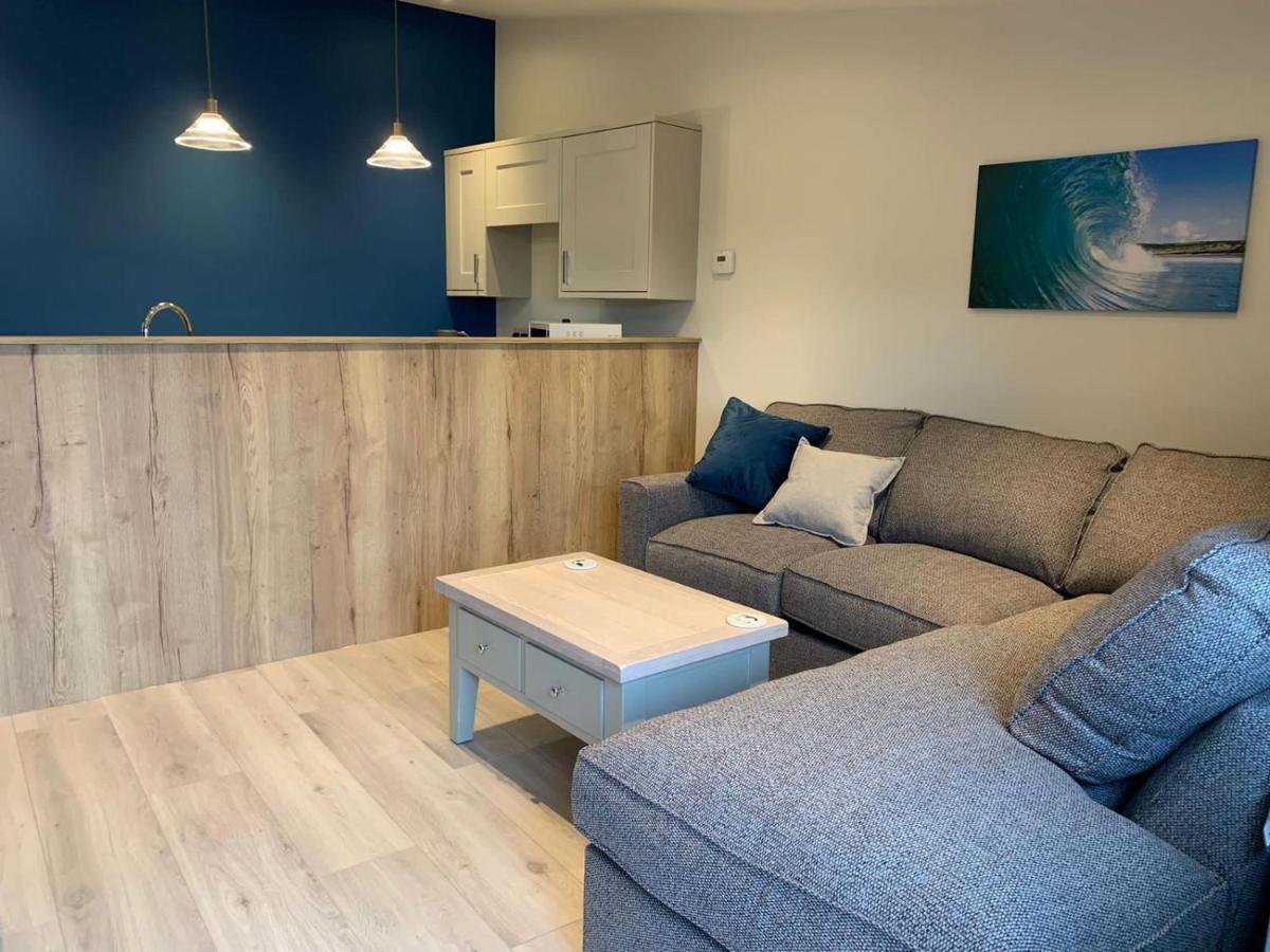 Thistledown Lodge! 5 Minutes From Beach! Free Cancellation! Haverfordwest Exterior photo